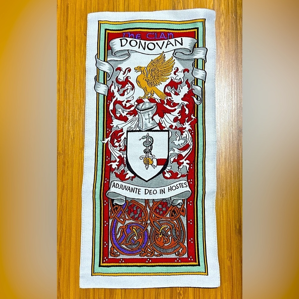 Donovan Surname Coat Of Arms Cloths​​​